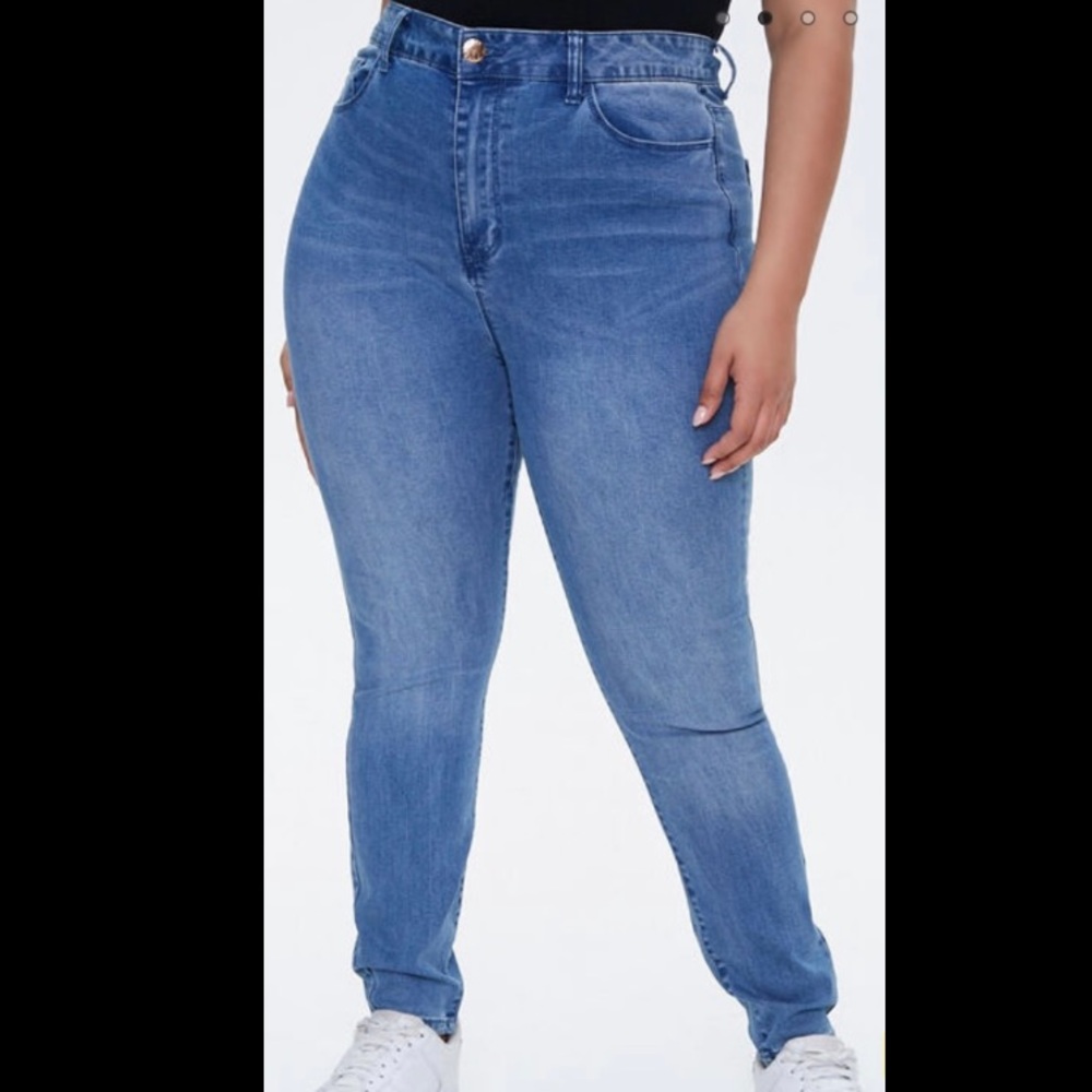 Plus size high-rise skinny jeans